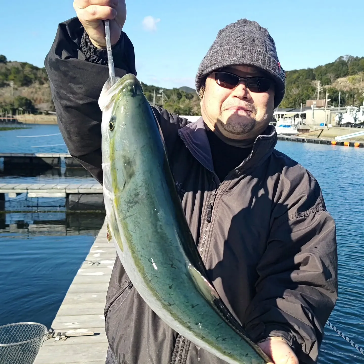 低水温なので魚種問わずに