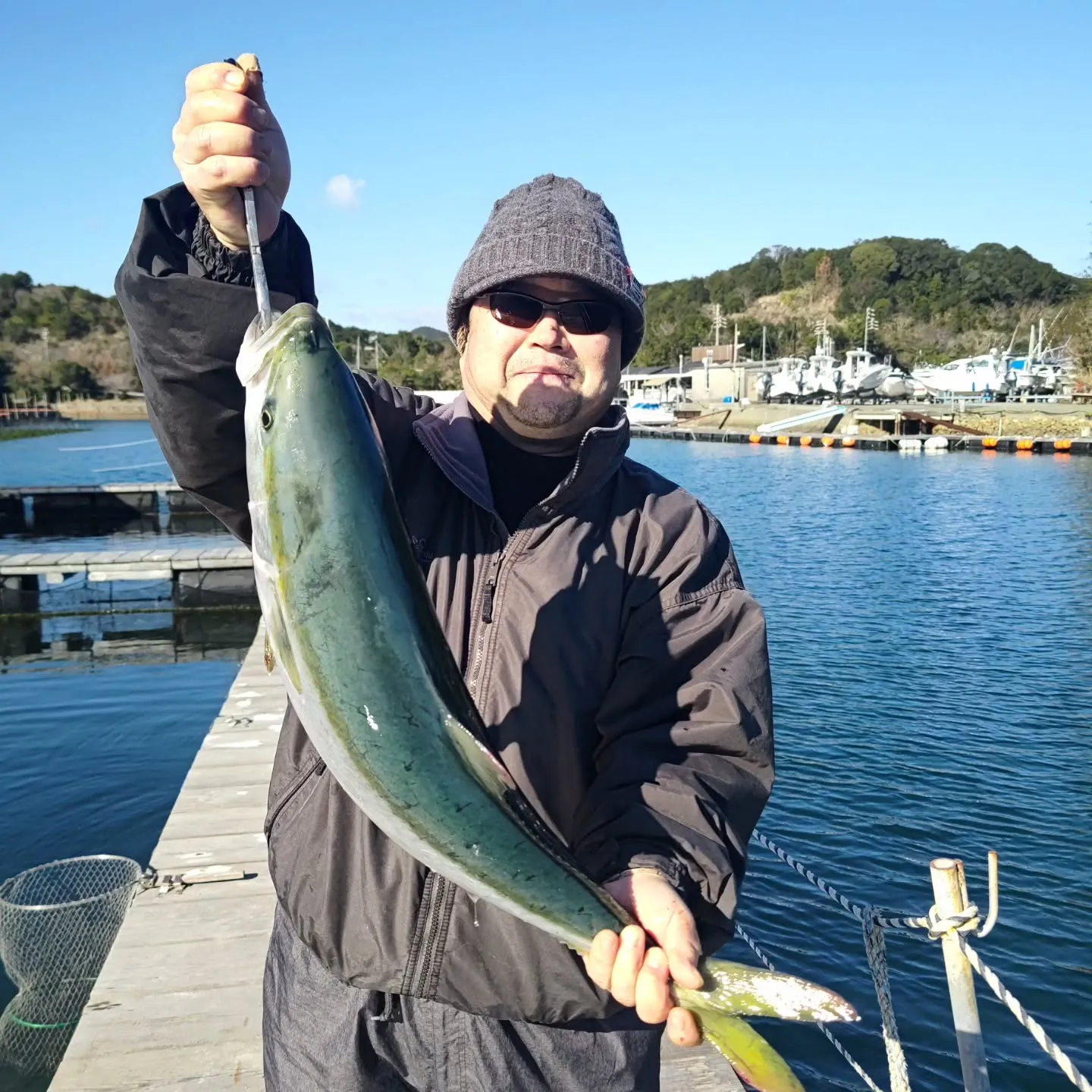低水温なので魚種問わずに