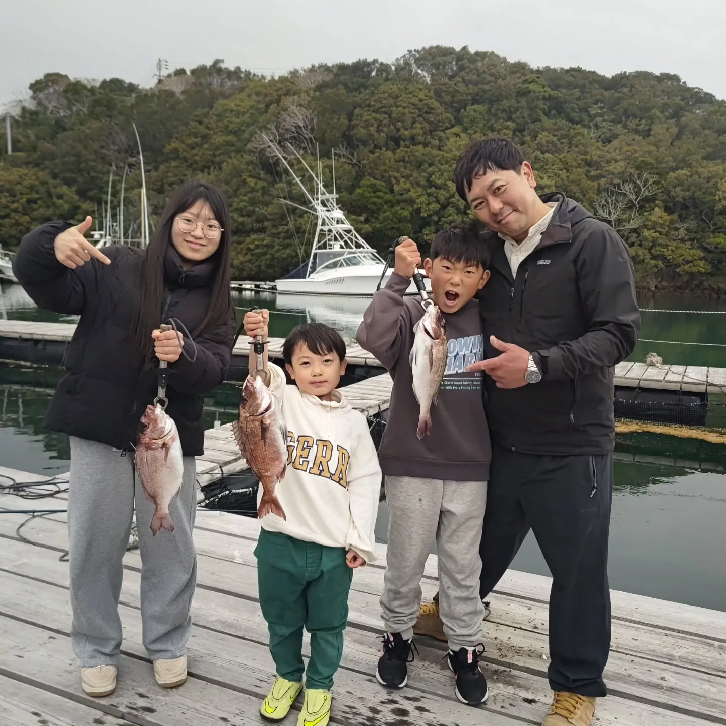 お昼頃から雨予報でしたが