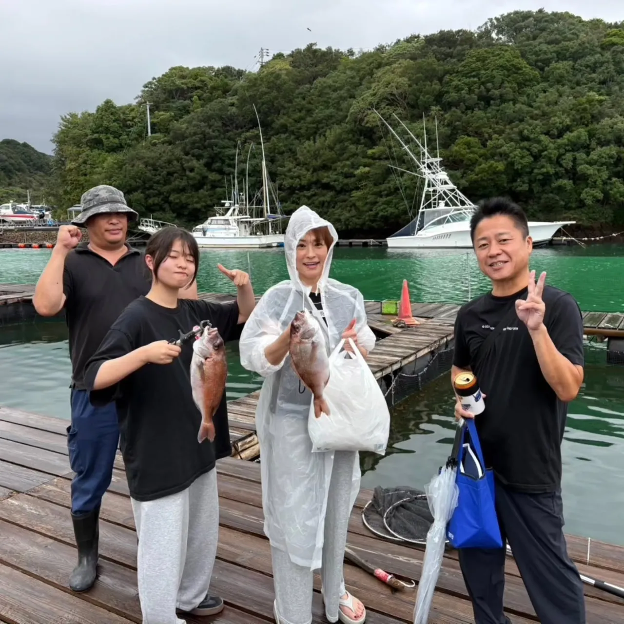 予報では９時頃には晴れて来る